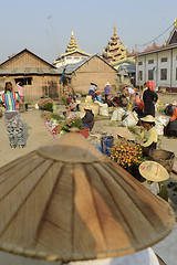 Image showing ASIA MYANMAR NYAUNGSHWE INLE LAKE MARKET