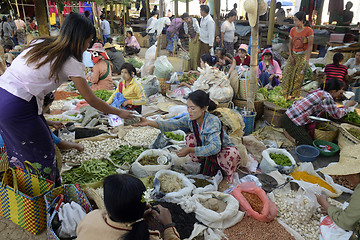 Image showing ASIA MYANMAR NYAUNGSHWE WEAVING FACTORY