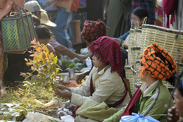 Image showing ASIA MYANMAR NYAUNGSHWE  MARKET