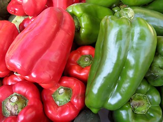 Image showing red and green peppers