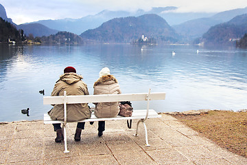 Image showing A couple on a bench