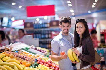 Image showing couple shopping in a supermarket