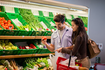 Image showing couple shopping in a supermarket