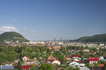 Image showing City  near mountains