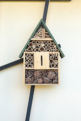 Image showing Close up front view of bird table