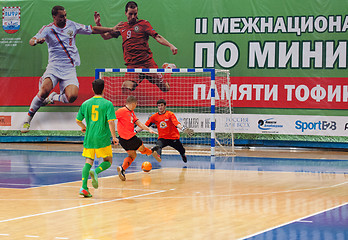 Image showing Azerbaijan team (G) versus MGKFS team (O)