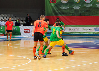 Image showing Azerbaijan team (G) and MGKFS team (O)