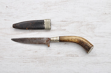 Image showing Hunting knife with leather sheath