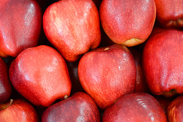 Image showing neatly folded red apples