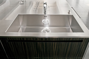 Image showing Big sink