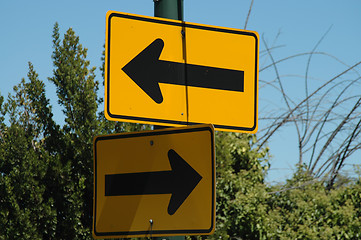 Image showing Left & Right Arrow
