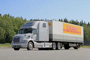 Image showing Grey Mack Vision Semi Truck Parked