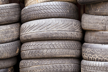 Image showing damaged tires  