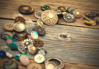 Image showing placer of old buttons