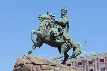 Image showing Equestrian statue (monument) of Hetman Bogdan Khmelnytsky in Kiev, Ukraine