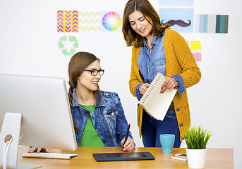 Image showing Casual businesswomen