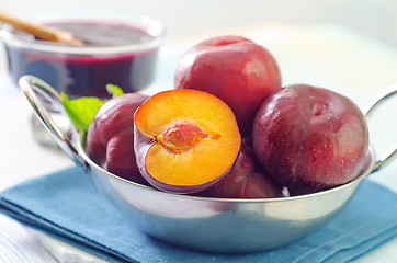 Image showing plums