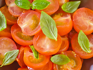 Image showing tomato with basil