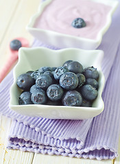 Image showing yogurt and blueberry