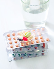 Image showing tablets and capsules