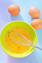 Image showing raw eggs