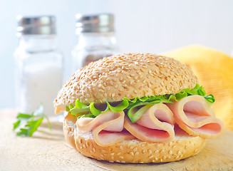 Image showing sandwich with ham and cucumber