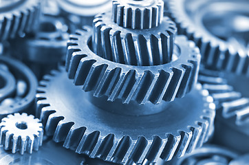 Image showing metal gears and bearings