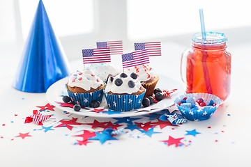 Image showing cupcakes with american flags on independence day