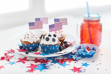 Image showing cupcakes with american flags on independence day