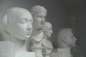 Image showing cast heads