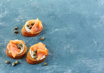 Image showing toasted bread with cream cheese and salmon