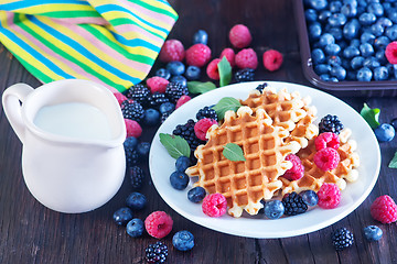 Image showing wafels with berry