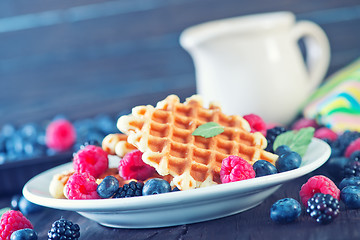 Image showing wafels with berry