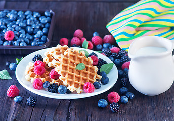 Image showing wafels with berry