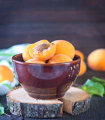 Image showing apricot in bowl 