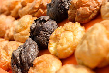 Image showing cream puffs aka profiterole 