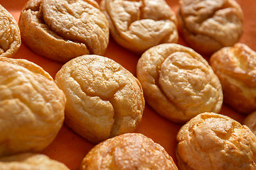 Image showing cream puffs aka profiterole 