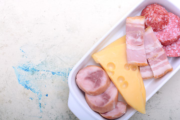 Image showing Pepperoni Salami and cheese on a cutting board