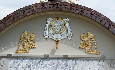 Image showing Lunette on Orthodox church with face of Jesus and two angels 