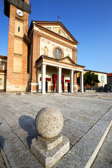 Image showing parabiago   the   church  closed brick tower sidewalk italy  lom