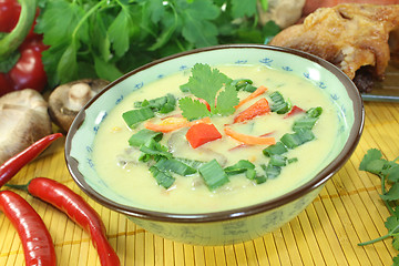 Image showing Curry soup with chicken and ginger