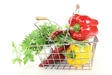 Image showing shopping basket with vegetables