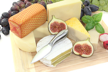 Image showing great variety of cheeses