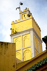 Image showing  muslim   in   mosque  the history     sky