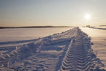 Image showing the road to a field  