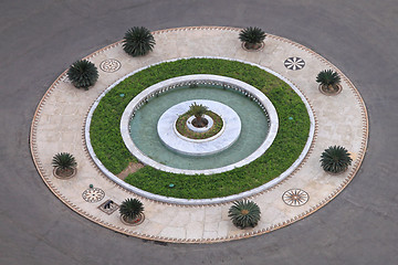 Image showing Roundabout Garden