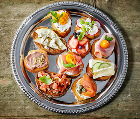 Image showing various bruschettas