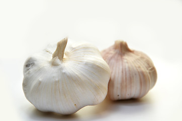 Image showing Two Garlic bulbs