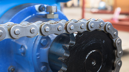 Image showing Chain and sprocket