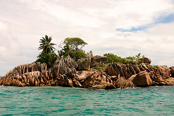 Image showing the small uninhabited island in Indian Ocean